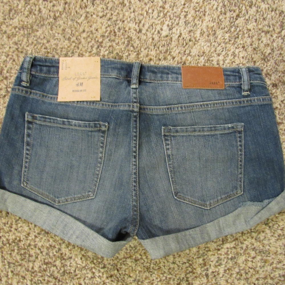 H&m - Picture 2 of 2